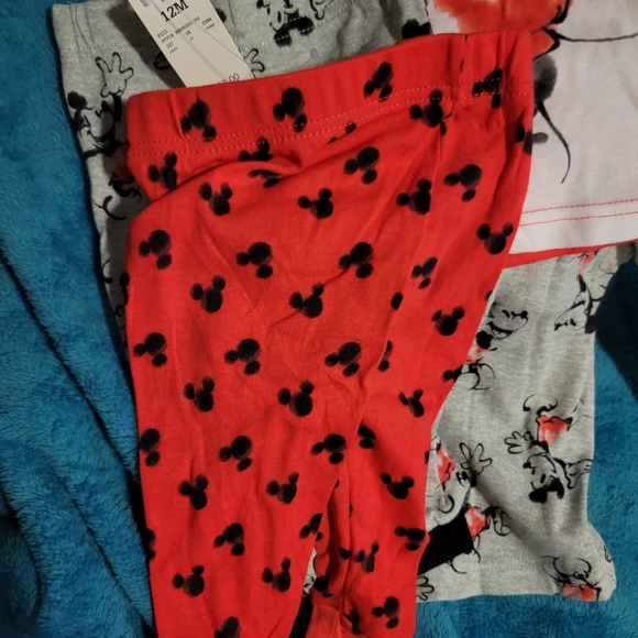 Pj Set Disney Mickey Mouse 12 months 4 Piece Unisex Boys New NWT - Picture 7 of 16